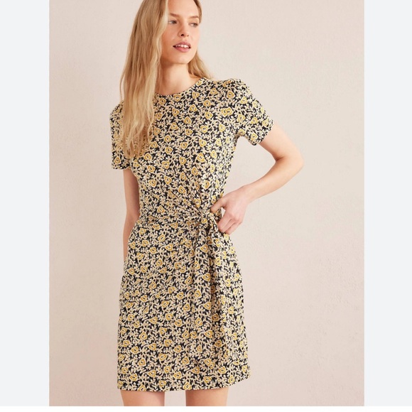 Boden Dresses & Skirts - Boden Knot front short sleeve dress with floral print Size 6L / 6 Long